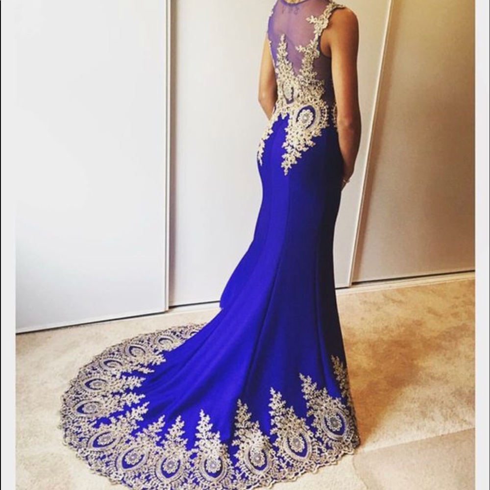 Prom dress